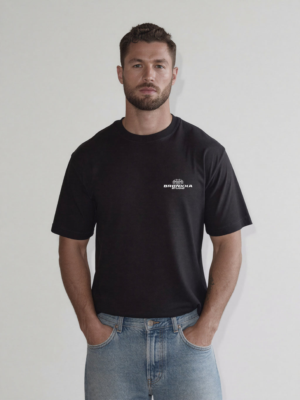 Bronkka Crab Insignia Tee — Ghost