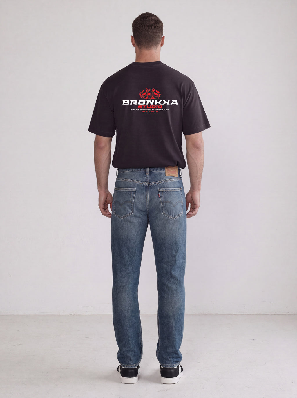 Bronkka Crab Insignia Tee — Crimson