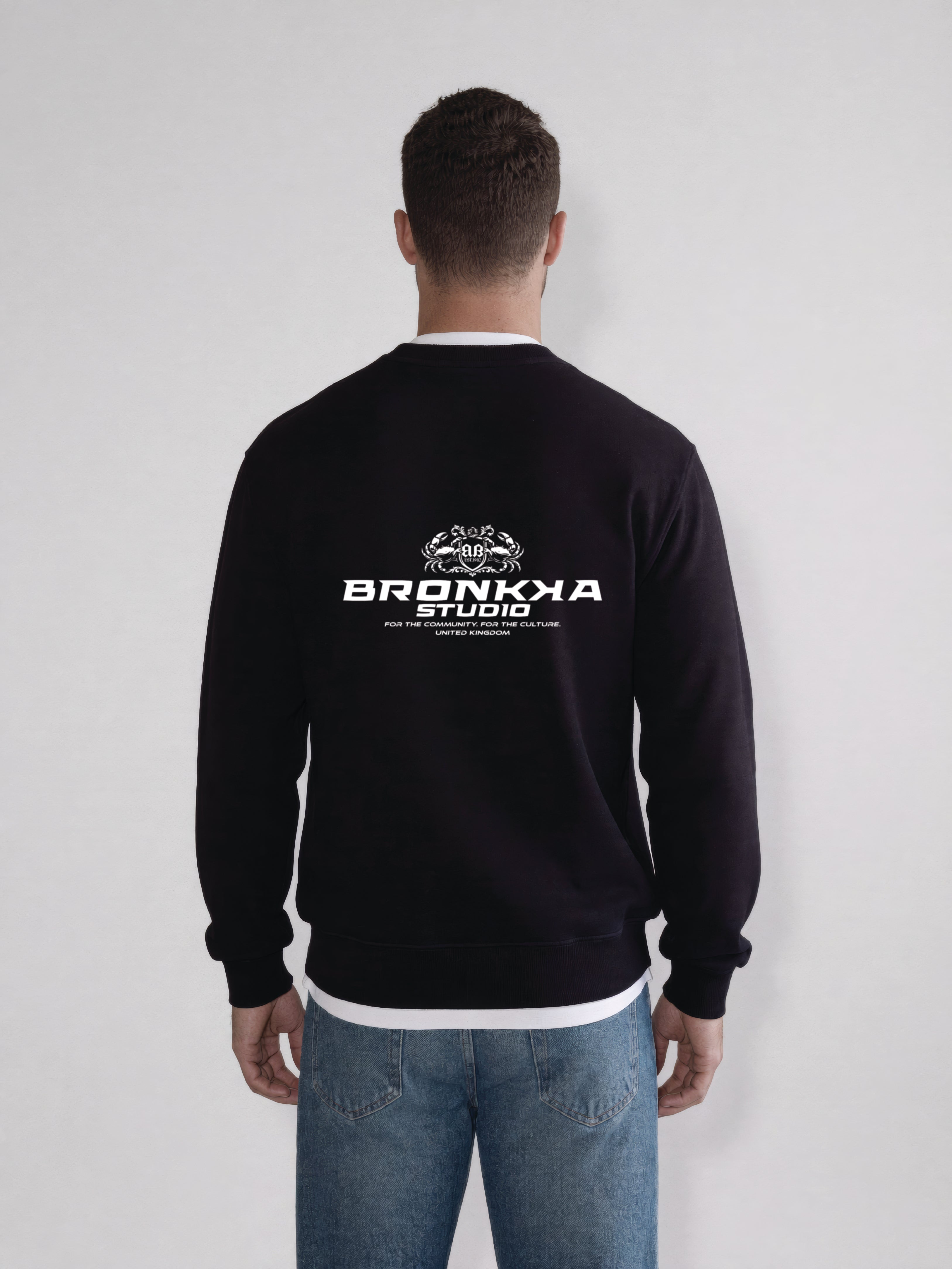 Bronkka Crab Insignia Sweatshirt - Black/Frost